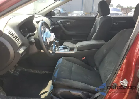 2015 Nissan Altima 2.5 z USA, uszkodzony, nr VIN 1N4AL3AP7FC244265